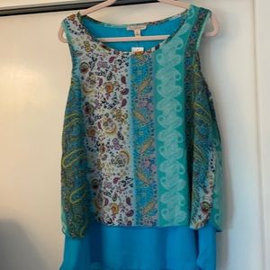 Woman’s sleeveless top